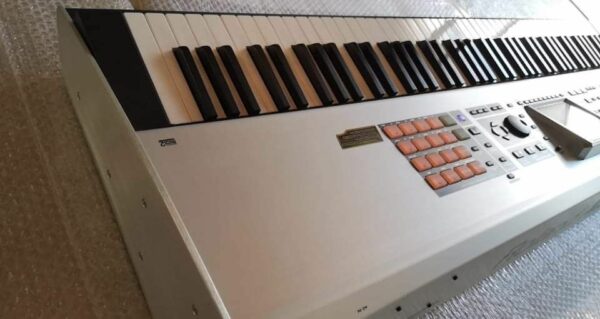 Roland Fantom x8 workstation Synth 88 keys | librerie aggiuntive - immagine 3