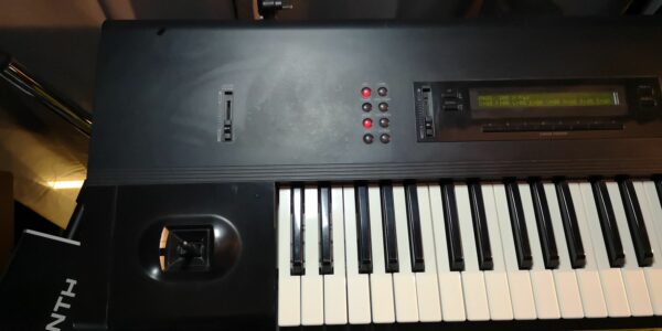 KORG M1 61 KEYS Synth Workstation con librerie aggiuntive - immagine 3