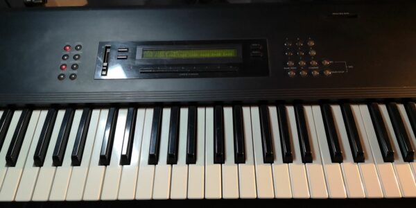 KORG M1 61 KEYS Synth Workstation con librerie aggiuntive - immagine 4