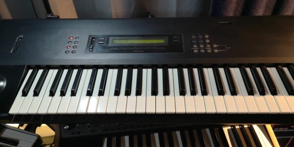 KORG M1 61 KEYS Synth Workstation con librerie aggiuntive - immagine 6