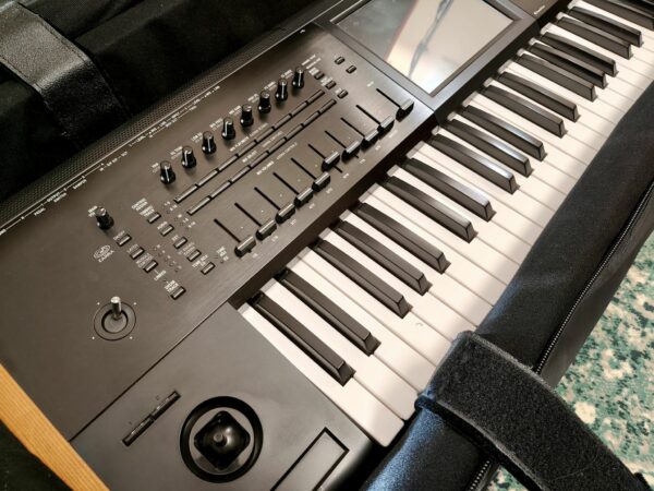 Korg Kronos 2 61BAG o 73, librerie aggiuntive scambio permuto con nord stage 3 - immagine 4