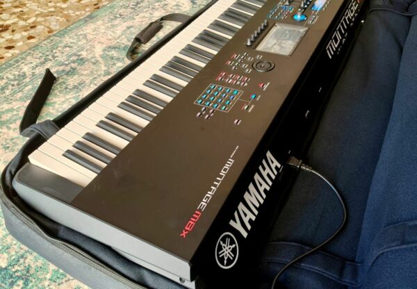 YAMAHA Montage M8X AG con librerie aggiuntive e bag| possibile permuta - immagine 4