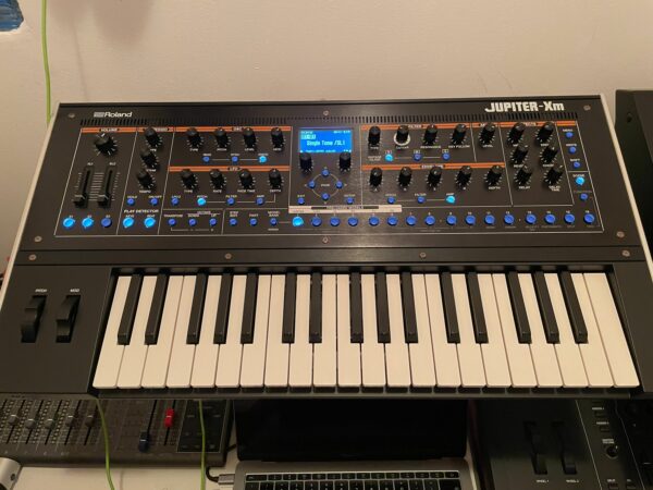 ROLAND JUPITER XM + Jd800 Model Expansion + bag + librerie | possibile permuta - immagine 2