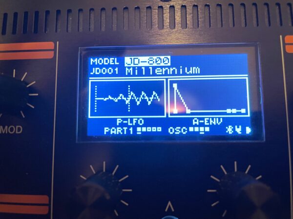ROLAND JUPITER XM + Jd800 Model Expansion + bag + librerie | possibile permuta - immagine 3