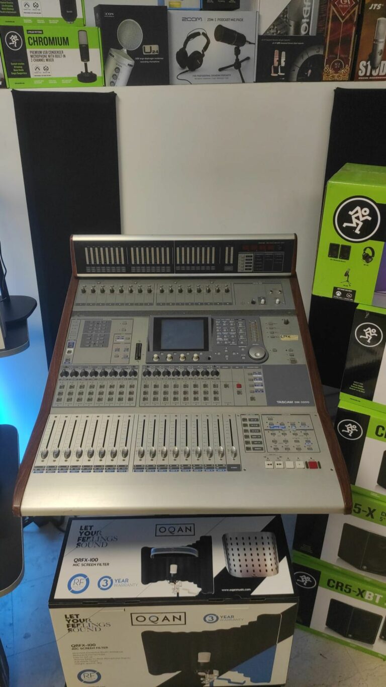 TASCAM DM-3200 mixer possibile permuta o scambio