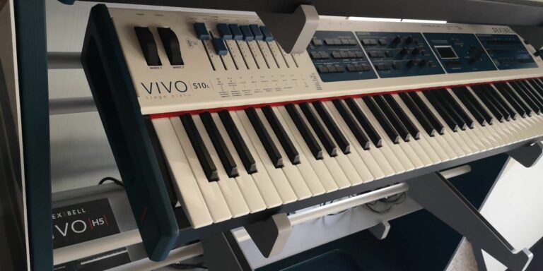 DEXIBELL VIVO S10 L STAGE PIANO PORTATILE 76 TASTI / possibile permuta  ( s10l )
