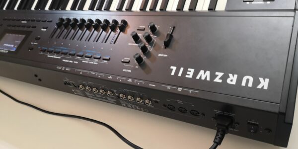 Kurzweil Forte 88 con suoni aggiuntivi e bag originale - possibile permuta