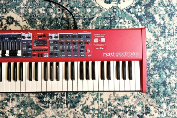 Nord Electro 6D 61/ Librerie aggiuntive e possibilità di permuta - immagine 4