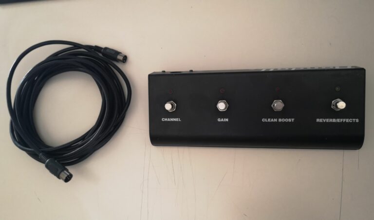Randall RF4 - 4 button - 6 pin MIDI - Randall Amps Footswitch - RM4 pedaliera