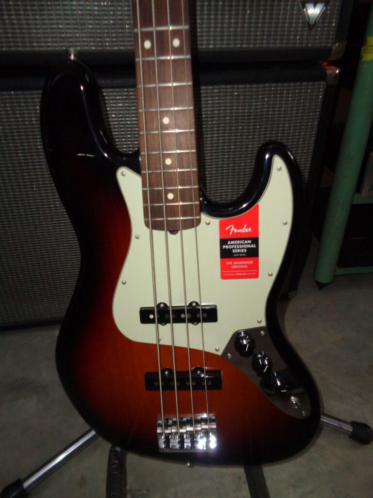 Fender FENDER JAZZ USA AMSTDJ-BASSYRW 3TS - Possibile Permuta