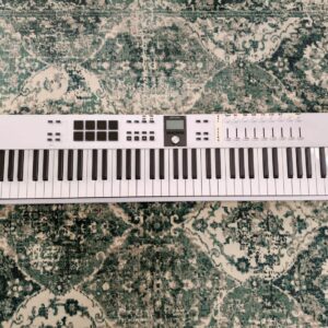 Arturia KeyLab Essential 88 mk3 - master keyboard a 88 tasti