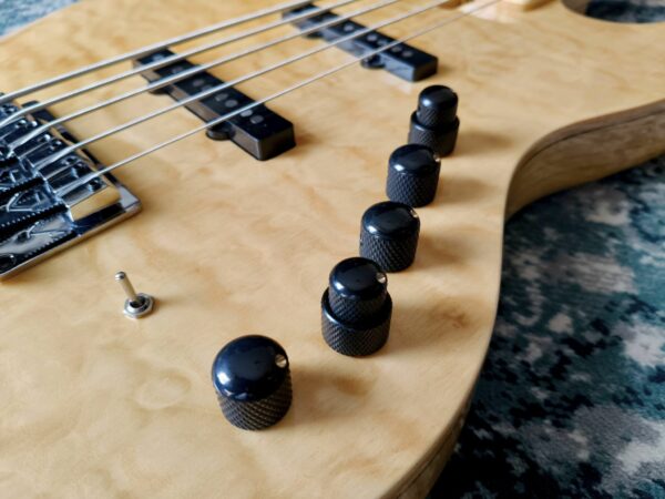 Sire MARCUS MILLER V10DX 5 Natural - basso tipo jazz 5 corde - possibile permuta - immagine 4